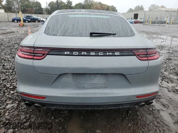 ✅ 2017 Porsche Panamera 4S • VIN: WP0AB2A79HL121934 • Lot: 82389385. Listed on Copart with 82,804 mi. Free auction sales archive from the USA and detailed vehicle history report at DreamBid. Image 6.