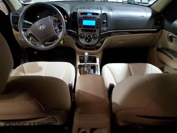 ✅ 2011 Hyundai Santa Fe GLS • VIN: 5XYZGDAB6BG071341 • Lot: 85259274. Listed on Copart with 126,249 mi. Free auction sales archive from the USA and detailed vehicle history report at DreamBid. Image 8.