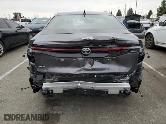 ✅ 2023 Toyota Crown XLE • VIN: JTDAAAAF7P3017249 • Лот: 76883254. Опубликован ранее на Copart с пробегом 7 388 миль. Бесплатный доступ к архиву аукционных продаж из США и подробный отчёт об истории автомобиля на DreamBid. Изображение 6.