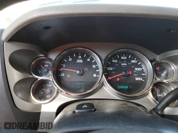 2010 Chevrolet Silverado 2500HD Work Truck z VIN 1GC4KVBG4AF147228, wystawiony jako Copart lot #68526255 z przebiegiem 231 248 mil mil oraz Szkoda całkowita • Salvage title. Historia ofert i sprzedaży dostępna na DreamBid. Obrazek 9.