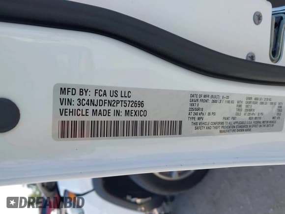 ✅ 2023 Jeep Compass Latitude Lux • VIN: 3C4NJDFN2PT572696 • Lot: 43185203. Listed on IAAI with 25,552 mi. Free auction sales archive from the USA and detailed vehicle history report at DreamBid. Image 9.