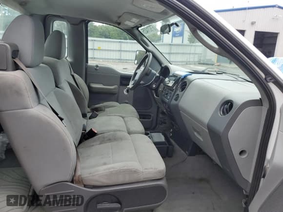 ✅ 2007 Ford F-150 XL • VIN: 1FTRF12W07KB47902 • Лот: 67931425. Опубликован ранее на Copart с пробегом 270 025 миль. Бесплатный доступ к архиву аукционных продаж из США и подробный отчёт об истории автомобиля на DreamBid. Изображение 10.