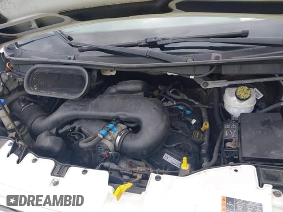 ✅ 2015 Ford Transit XL • VIN: 1FMZK1YM0FKA73392 • Lot: 41934194. Wystawiony na IAAI z przebiegiem 134 281 mil. Bezpłatny archiwum sprzedaży aukcyjnych z USA i szczegółowy raport historii pojazdu na DreamBid. Zdjęcie 10.