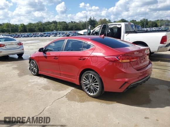 ✅ 2018 Hyundai Elantra Sport • VIN: KMHD04LB5JU718655 • Лот: 84419195. Опубликован ранее на Copart с пробегом 121 784 миль. Бесплатный доступ к архиву аукционных продаж из США и подробный отчёт об истории автомобиля на DreamBid. Изображение 2.