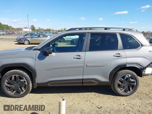 ✅ 2025 Subaru Forester Limited Hybrid • VIN: JF2SLSRD6SH421552 • Lot: 43580276. Wystawiony na IAAI z przebiegiem 2 017 mil. Bezpłatny archiwum sprzedaży aukcyjnych z USA i szczegółowy raport historii pojazdu na DreamBid. Zdjęcie 15.