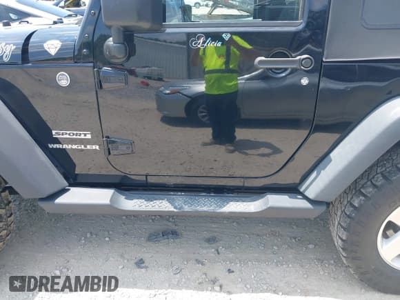 ✅ 2015 Jeep Wrangler Willys Wheeler • VIN: 1C4AJWAG9FL518759 • Lot: 42674716. Listed on IAAI with 211,446 mi. Free auction sales archive from the USA and detailed vehicle history report at DreamBid. Image 14.