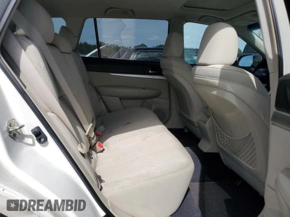 ✅ 2010 Subaru Outback Premium • VIN: 4S4BRCEC2A3348946 • Lot: 75907244. Wystawiony na Copart z przebiegiem 133 226 mil. Bezpłatny archiwum sprzedaży aukcyjnych z USA i szczegółowy raport historii pojazdu na DreamBid. Zdjęcie 11.