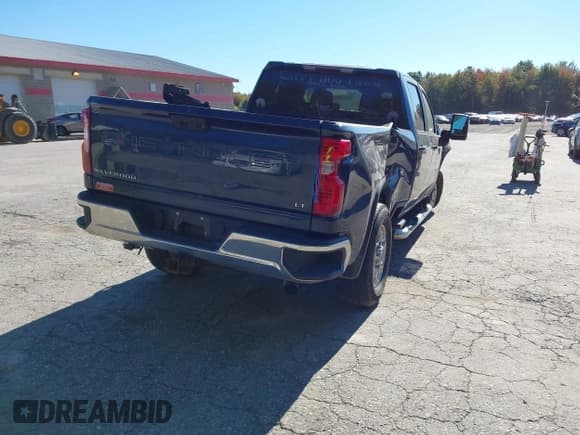 ✅ 2020 Chevrolet Silverado 2500HD LT • VIN: 1GC1YNE73LF282085 • Lot: 43360041. Listed on IAAI with 125,631 mi. Free auction sales archive from the USA and detailed vehicle history report at DreamBid. Image 4.