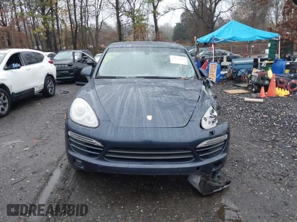 ✅ 2014 Porsche Cayenne • VIN: WP1AA2A29ELA02024 • Lot: 43751488. Wystawiony na IAAI z przebiegiem 160 948 mil. Bezpłatny archiwum sprzedaży aukcyjnych z USA i szczegółowy raport historii pojazdu na DreamBid. Zdjęcie 12.