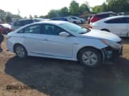 ✅ 2014 Hyundai Sonata Limited • VIN: KMHEC4A43EA117445 • Lot: 42441934. Wystawiony na IAAI z przebiegiem 75 037 mil. Bezpłatny archiwum sprzedaży aukcyjnych z USA i szczegółowy raport historii pojazdu na DreamBid. Zdjęcie 14.