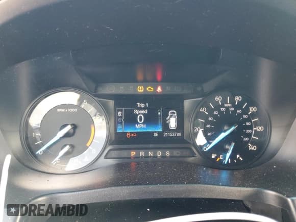 ✅ 2016 Ford Explorer XLT • VIN: 1FM5K7D86GGA29430 • Lot: 82304165. Wystawiony na Copart z przebiegiem 211 537 mil. Bezpłatny archiwum sprzedaży aukcyjnych z USA i szczegółowy raport historii pojazdu na DreamBid. Zdjęcie 9.