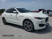 ✅ 2017 Maserati Levante • VIN: ZN661XUS8HX217521 • Lot: 57087625. Listed on Copart with 112,564 mi. Free auction sales archive from the USA and detailed vehicle history report at DreamBid. Image 4.