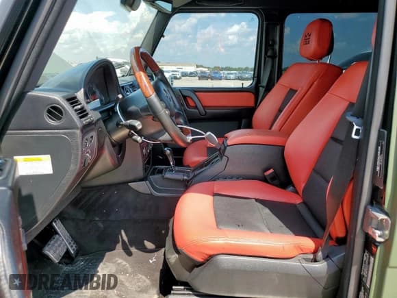 ✅ 2012 Mercedes-Benz G 550 • VIN: WDCYC3HFXCX194739 • Лот: 71562645. Опубликован ранее на Copart с пробегом 180 126 миль. Бесплатный доступ к архиву аукционных продаж из США и подробный отчёт об истории автомобиля на DreamBid. Изображение 7.