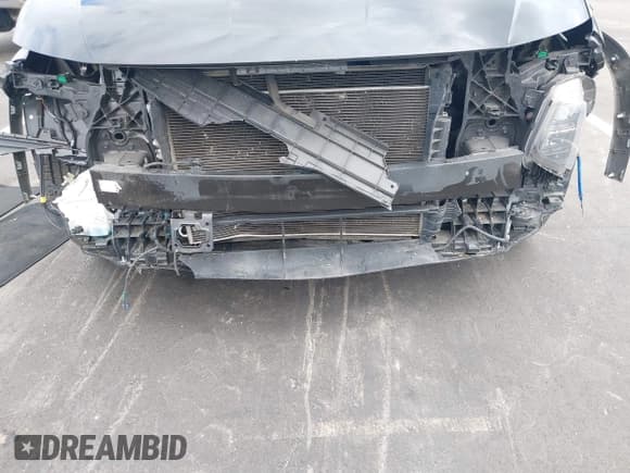 ✅ 2022 Hyundai Tucson SEL • VIN: 5NMJB3AE8NH091522 • Лот: 43203330. Опубликован ранее на IAAI с пробегом 99 206 миль. Бесплатный доступ к архиву аукционных продаж из США и подробный отчёт об истории автомобиля на DreamBid. Изображение 6.