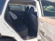 ✅ 2023 Nissan Rogue SV • VIN: 5N1BT3BA3PC791510 • Lot: 43694175. Wystawiony na IAAI z przebiegiem 67 435 mil. Bezpłatny archiwum sprzedaży aukcyjnych z USA i szczegółowy raport historii pojazdu na DreamBid. Zdjęcie 8.