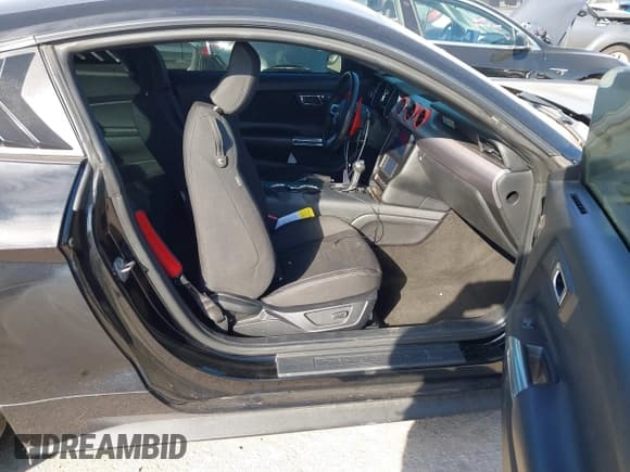 ✅ 2015 Ford Mustang EcoBoost Premium • VIN: 1FA6P8TH6F5430638 • Lot: 43407466. Listed on IAAI with 172,641 mi. Free auction sales archive from the USA and detailed vehicle history report at DreamBid. Image 5.