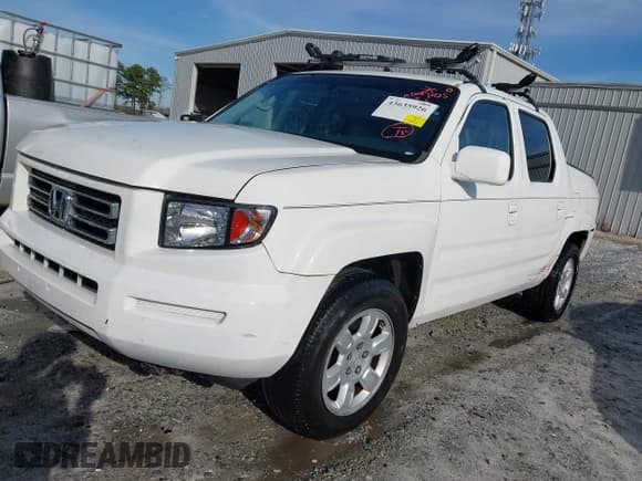 ✅ 2006 Honda Ridgeline RTL • VIN: 2HJYK16576H504499 • Лот: 43635926. Опубликован ранее на IAAI с пробегом 228 545 миль. Бесплатный доступ к архиву аукционных продаж из США и подробный отчёт об истории автомобиля на DreamBid. Изображение 2.