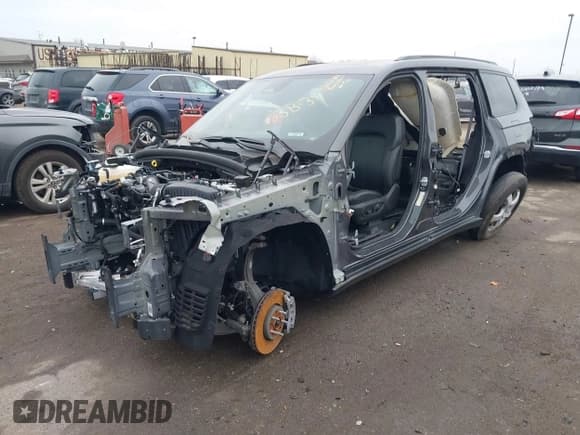 ✅ 2025 Jeep Grand Cherokee Limited • VIN: 1C4RJKBG0S8665155 • Lot: 43650768. Wystawiony na IAAI z przebiegiem Nie podano. Bezpłatny archiwum sprzedaży aukcyjnych z USA i szczegółowy raport historii pojazdu na DreamBid. Zdjęcie 2.