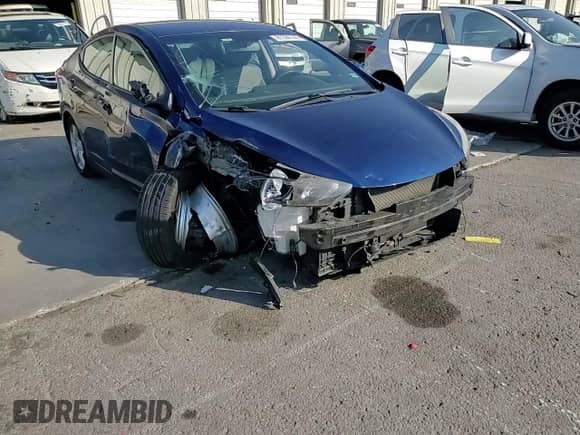 2013 Hyundai Elantra GLS с VIN KMHDH4AE3DU681406, выставлен на аукционе Copart как лот 81384145 с пробегом Не указан миль и Списание • Salvage title. История ставок и продаж доступна на DreamBid. Изображение 14.