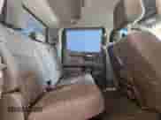 2021 Chevrolet Silverado 1500 LT z VIN 1GCPWCEK9MZ114797, wystawiony jako Copart lot #62957015 z przebiegiem 97 888 mil mil oraz Czysty tytuł • Clean title. Historia ofert i sprzedaży dostępna na DreamBid. Obrazek 10.