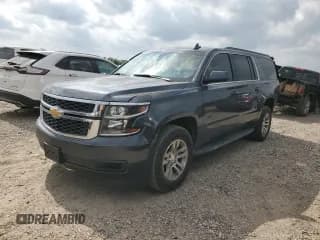 ✅ 2020 Chevrolet Suburban LS • VIN: 1GNSCGKCXLR106821 • Лот: 55090365. Опубликован ранее на Copart с пробегом 109 347 миль. Бесплатный доступ к архиву аукционных продаж из США и подробный отчёт об истории автомобиля на DreamBid. Изображение 1.