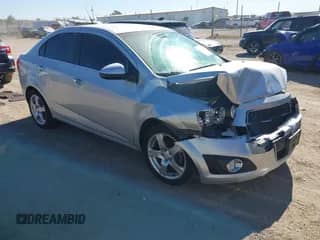 2012 Chevrolet Sonic LTZ с VIN 1G1JE5SB4C4172149, выставлен на аукционе IAAI как лот 43488692 с пробегом 118 768 миль миль и . История ставок и продаж доступна на DreamBid. Изображение 1.