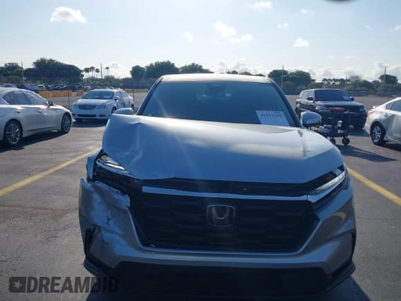 ✅ 2025 Honda CR-V LX • VIN: 7FARS3H28SE002967 • Lot: 42213245. Listed on IAAI with 4,968 mi. Free auction sales archive from the USA and detailed vehicle history report at DreamBid. Image 12.