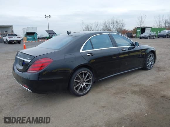 ✅ 2020 Mercedes-Benz S 560 • VIN: WDDUG8GB8LA523368 • Lot: 43673310. Listed on IAAI with 82,079 mi. Free auction sales archive from the USA and detailed vehicle history report at DreamBid. Image 4.