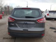 ✅ 2014 Ford Escape S • VIN: 1FMCU0F79EUA74938 • Lot: 43661731. Wystawiony na IAAI z przebiegiem 111 616 mil. Bezpłatny archiwum sprzedaży aukcyjnych z USA i szczegółowy raport historii pojazdu na DreamBid. Zdjęcie 16.