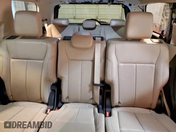 ✅ 2022 Ford Expedition XLT • VIN: 1FMJU1HT9NEA48633 • Лот: 91726075. Опубликован ранее на Copart с пробегом 51 555 миль. Бесплатный доступ к архиву аукционных продаж из США и подробный отчёт об истории автомобиля на DreamBid. Изображение 10.