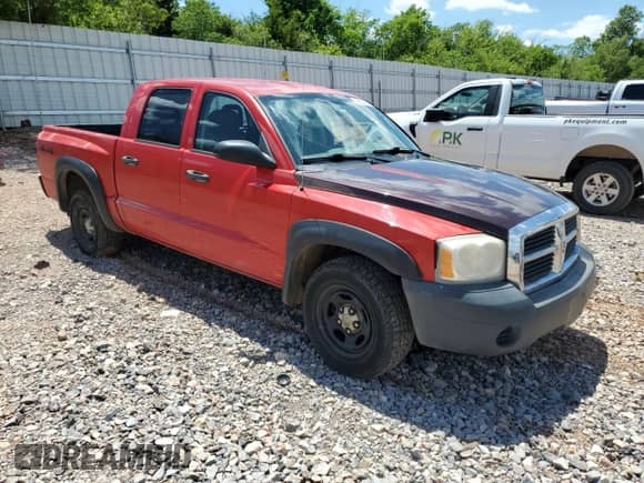 2005 Dodge Dakota ST с VIN 1D7HW28K75S309663, выставлен на аукционе Copart как лот 58955855 с пробегом 81 649 миль миль и Чистый • Clean title. История ставок и продаж доступна на DreamBid. Изображение 4.