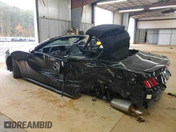 ✅ 2025 Ford Mustang EcoBoost Premium • VIN: 1FAGP8UH7S5111018 • Lot: 90645605. Listed on Copart with 10,057 mi. Free auction sales archive from the USA and detailed vehicle history report at DreamBid. Image 2.