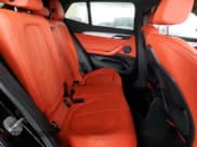 ✅ 2022 BMW X2 sDrive28i • VIN: WBXYH9C00N5T68753 • Lot: 60741462. Wystawiony na Copart z przebiegiem 7 169 mil. Bezpłatny archiwum sprzedaży aukcyjnych z USA i szczegółowy raport historii pojazdu na DreamBid. Zdjęcie 6.