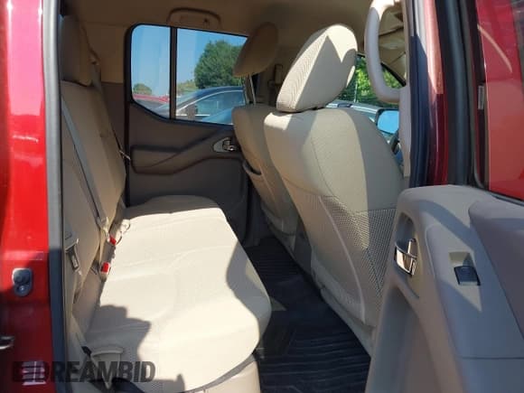 ✅ 2015 Nissan Frontier Pro-4X • VIN: 1N6AD0EV9FN706700 • Lot: 42840345. Listed on IAAI with 254,692 mi. Free auction sales archive from the USA and detailed vehicle history report at DreamBid. Image 8.