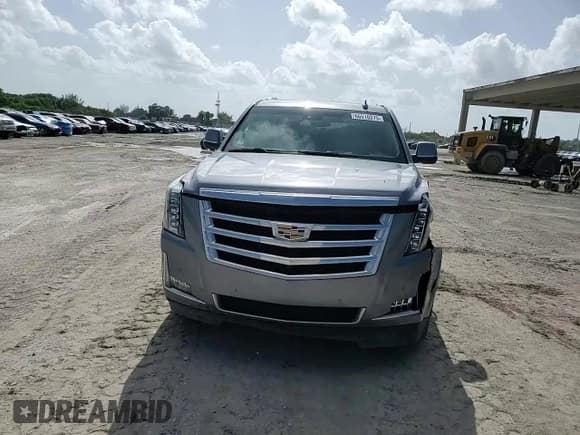 ✅ 2018 Cadillac Escalade ESV Luxury • VIN: 1GYS4HKJ9JR331927 • Лот: 66510275. Опубликован ранее на Copart с пробегом 92 815 миль. Бесплатный доступ к архиву аукционных продаж из США и подробный отчёт об истории автомобиля на DreamBid. Изображение 14.