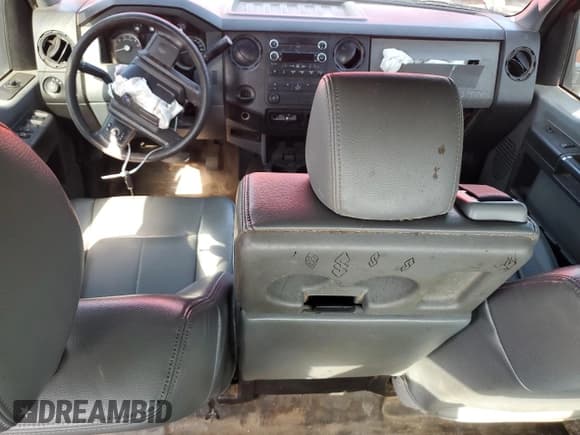 ✅ 2014 Ford F-250 XL • VIN: 1FT7W2A60EEB80103 • Лот: 52596645. Опубликован ранее на Copart с пробегом Не указан. Бесплатный доступ к архиву аукционных продаж из США и подробный отчёт об истории автомобиля на DreamBid. Изображение 8.