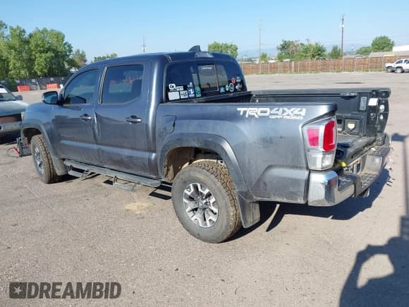 ✅ 2021 Toyota Tacoma SR • VIN: 3TMCZ5AN8MM437774 • Lot: 43107769. Wystawiony na IAAI z przebiegiem 168 884 mil. Bezpłatny archiwum sprzedaży aukcyjnych z USA i szczegółowy raport historii pojazdu na DreamBid. Zdjęcie 3.