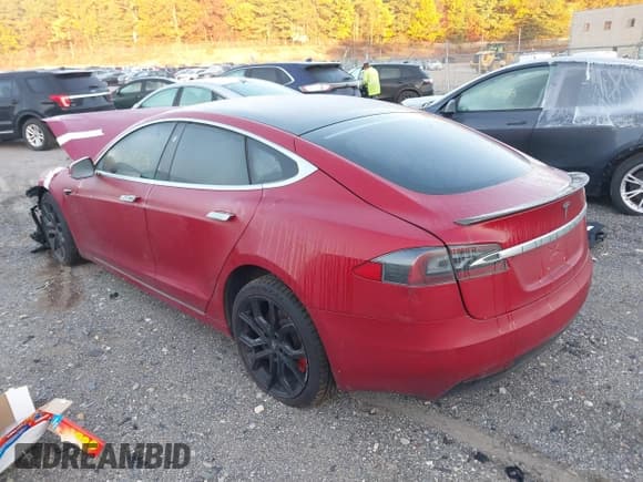 ✅ 2019 Tesla Model S 75D • VIN: 5YJSA1E27KF344841 • Lot: 40569238. Listed on IAAI with 56,752 mi. Free auction sales archive from the USA and detailed vehicle history report at DreamBid. Image 3.