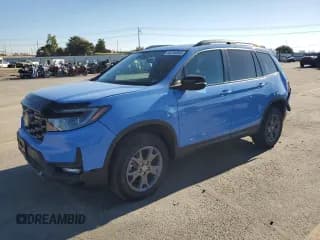 ✅ 2024 Honda Passport TrailSport • VIN: 5FNYF8H61RB008924 • Lot: 84754355. Wystawiony na Copart z przebiegiem 10 684 mil. Bezpłatny archiwum sprzedaży aukcyjnych z USA i szczegółowy raport historii pojazdu na DreamBid. Zdjęcie 1.