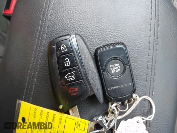 ✅ 2016 Hyundai Santa Fe • VIN: 5XYZWDLA9GG309133 • Lot: 43429006. Listed on IAAI with 125,931 mi. Free auction sales archive from the USA and detailed vehicle history report at DreamBid. Image 11.