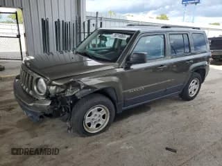 ✅ 2016 Jeep Patriot Sport SE • VIN: 1C4NJRBBXGD594878 • Lot: 70716065. Listed on Copart with 114,002 mi. Free auction sales archive from the USA and detailed vehicle history report at DreamBid. Image 1.