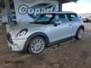 ✅ 2014 MINI Hardtop S • VIN: WMWXM7C57ET926496 • Lot: 92811925. Wystawiony na Copart z przebiegiem 54 434 mil. Bezpłatny archiwum sprzedaży aukcyjnych z USA i szczegółowy raport historii pojazdu na DreamBid. Zdjęcie 1.