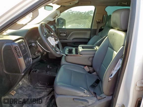 ✅ 2019 GMC Sierra 2500HD • VIN: 1GT12NEY1KF235081 • Lot: 86180235. Wystawiony na Copart z przebiegiem Nie podano. Bezpłatny archiwum sprzedaży aukcyjnych z USA i szczegółowy raport historii pojazdu na DreamBid. Zdjęcie 7.