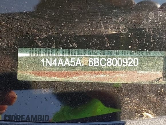 ✅ 2011 Nissan Maxima SV • VIN: 1N4AA5AP6BC800920 • Lot: 43158221. Wystawiony na IAAI z przebiegiem 209 024 mil. Bezpłatny archiwum sprzedaży aukcyjnych z USA i szczegółowy raport historii pojazdu na DreamBid. Zdjęcie 9.