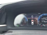 ✅ 2024 Toyota Crown XLE • VIN: JTDAAAAF5R3029757 • Lot: 41773356. Wystawiony na IAAI z przebiegiem 13 510 mil. Bezpłatny archiwum sprzedaży aukcyjnych z USA i szczegółowy raport historii pojazdu na DreamBid. Zdjęcie 7.