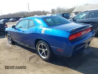 ✅ 2010 Dodge Challenger SE • VIN: 2B3CJ4DV3AH133549 • Lot: 41714980. Wystawiony na IAAI z przebiegiem 157 743 mil. Bezpłatny archiwum sprzedaży aukcyjnych z USA i szczegółowy raport historii pojazdu na DreamBid. Zdjęcie 3.