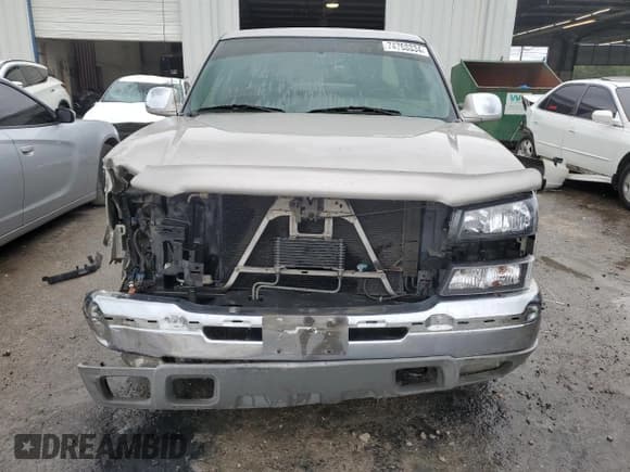 ✅ 2004 Chevrolet Silverado 1500 LS • VIN: 2GCEC19T441120569 • Лот: 74768834. Опубликован ранее на Copart с пробегом 184 200 миль. Бесплатный доступ к архиву аукционных продаж из США и подробный отчёт об истории автомобиля на DreamBid. Изображение 5.