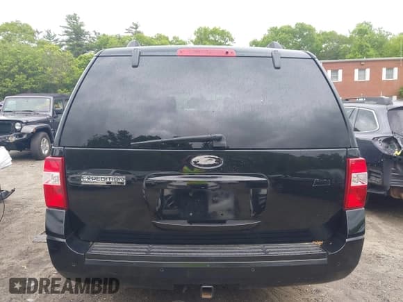 ✅ 2012 Ford Expedition Max Limited • VIN: 1FMJK2A55CEF63598 • Lot: 42192541. Listed on IAAI with 155,586 mi. Free auction sales archive from the USA and detailed vehicle history report at DreamBid. Image 16.