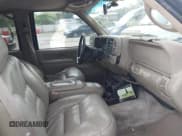 ✅ 1999 GMC Suburban • VIN: 3GKFK16R2XG501319 • Лот: 42491117. Опубликован ранее на IAAI с пробегом 231 561 миль. Бесплатный доступ к архиву аукционных продаж из США и подробный отчёт об истории автомобиля на DreamBid. Изображение 5.