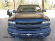 ✅ 2001 Chevrolet Silverado 2500HD LS • VIN: 1GCHK29U41E185737 • Lot: 42054208. Wystawiony na IAAI z przebiegiem 305 413 mil. Bezpłatny archiwum sprzedaży aukcyjnych z USA i szczegółowy raport historii pojazdu na DreamBid. Zdjęcie 12.